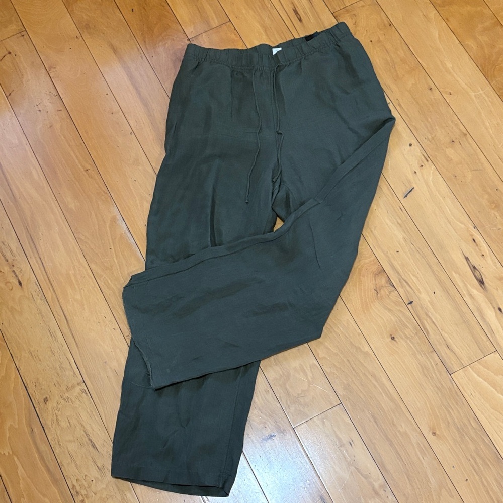 Women’s olive green linen pants